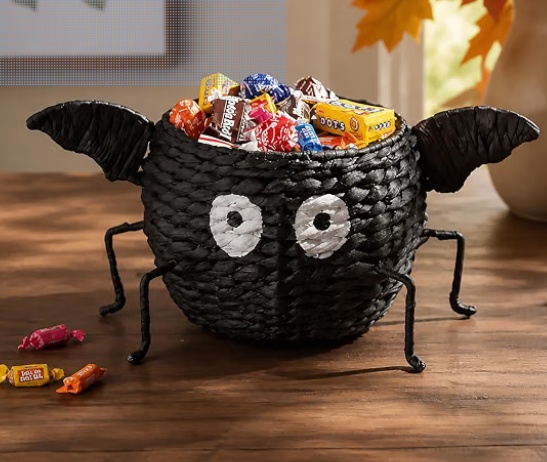 Mud Pie Woven Water Hyacinth Bat Candy Bowl Basket with Wire Legs